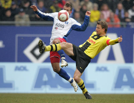 以防守反击 以防守反击